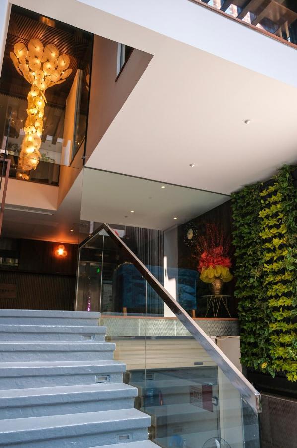 Signature Boutique Hotel Ho Chi Minh City Bagian luar foto